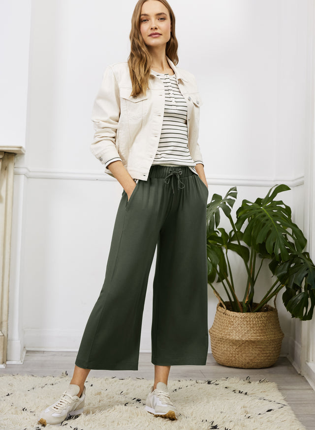 Devi Cropped Palazzo Trousers with LENZING™ ECOVERO™